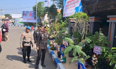 Dukung-Ketahanan-Pangan-Ratusan-Bibit-Tanaman-Produktif-Jadi-Ucapan-Selamat-Hari-Bhayangkara-ke--79-di-Ponorogo