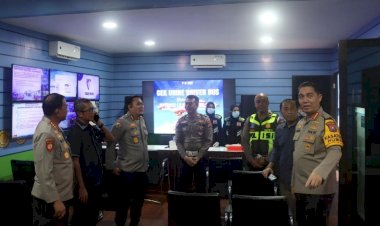 Satgas-Ops-Lilin-Semeru-Polda-Jatim-Cek-Pospam-Terminal-Purabaya-Pastikan-Pelayanan-Maksimal