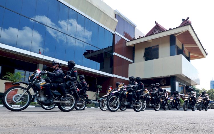 Cegah Aksi Premanisme Polda Jatim Gelar Patroli Skala Besar di Operasi Pekat II Semeru 2025