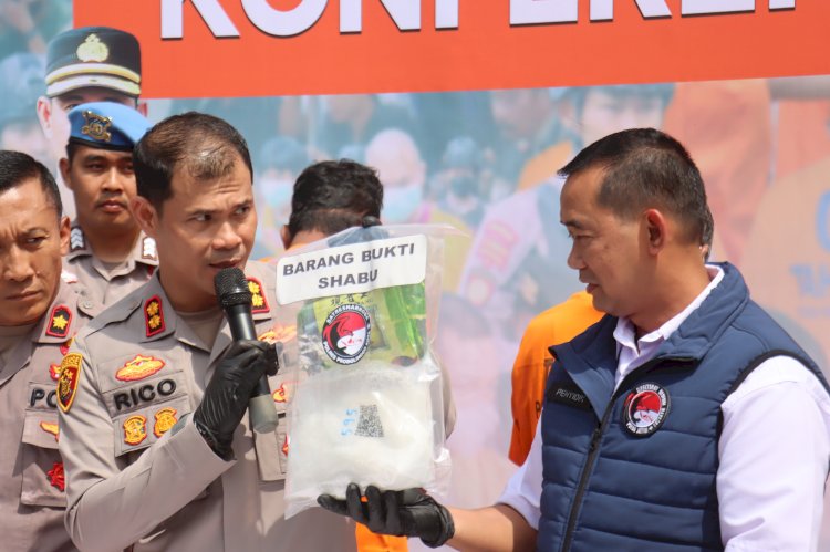 Polres Probolinggo Kota Ungkap Kasus Narkoba 3 Pria Asal Madura Bawa Sabu 1 Kg Diamankan