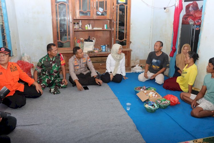 Kolaborasi, Polres Kediri Kota Bersama Pemkab Tangani Bencana Banjir di Mojo