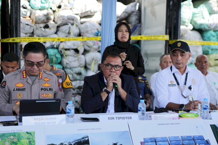 Bareskrim Polri Bongkar Tambang Batu Bara Ilegal di IKN, 351 Kontainer Disita di Pelabuhan Tanjungperak Surabaya